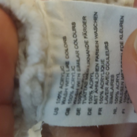 H&M Cowlneck Sweater In Cream Color Long Sleeves - Picture 4 of 4